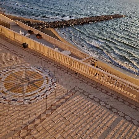 Il Paradiso Sul Mare Анцио Екстериор снимка