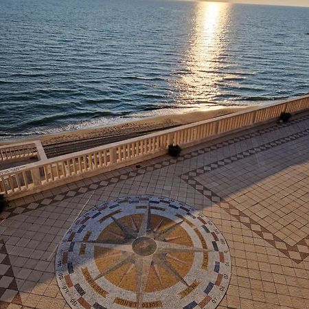 Il Paradiso Sul Mare Анцио Екстериор снимка