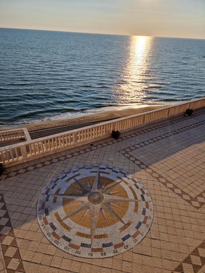 Il Paradiso Sul Mare Анцио Екстериор снимка