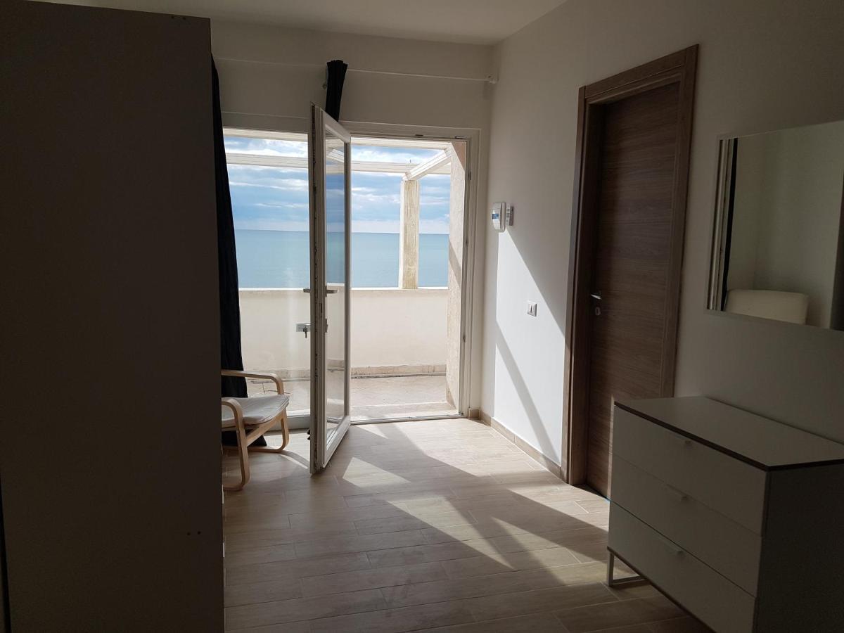 Il Paradiso Sul Mare Анцио Стая снимка
